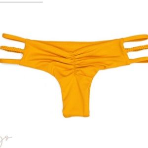 Midori mango Emmie bottom